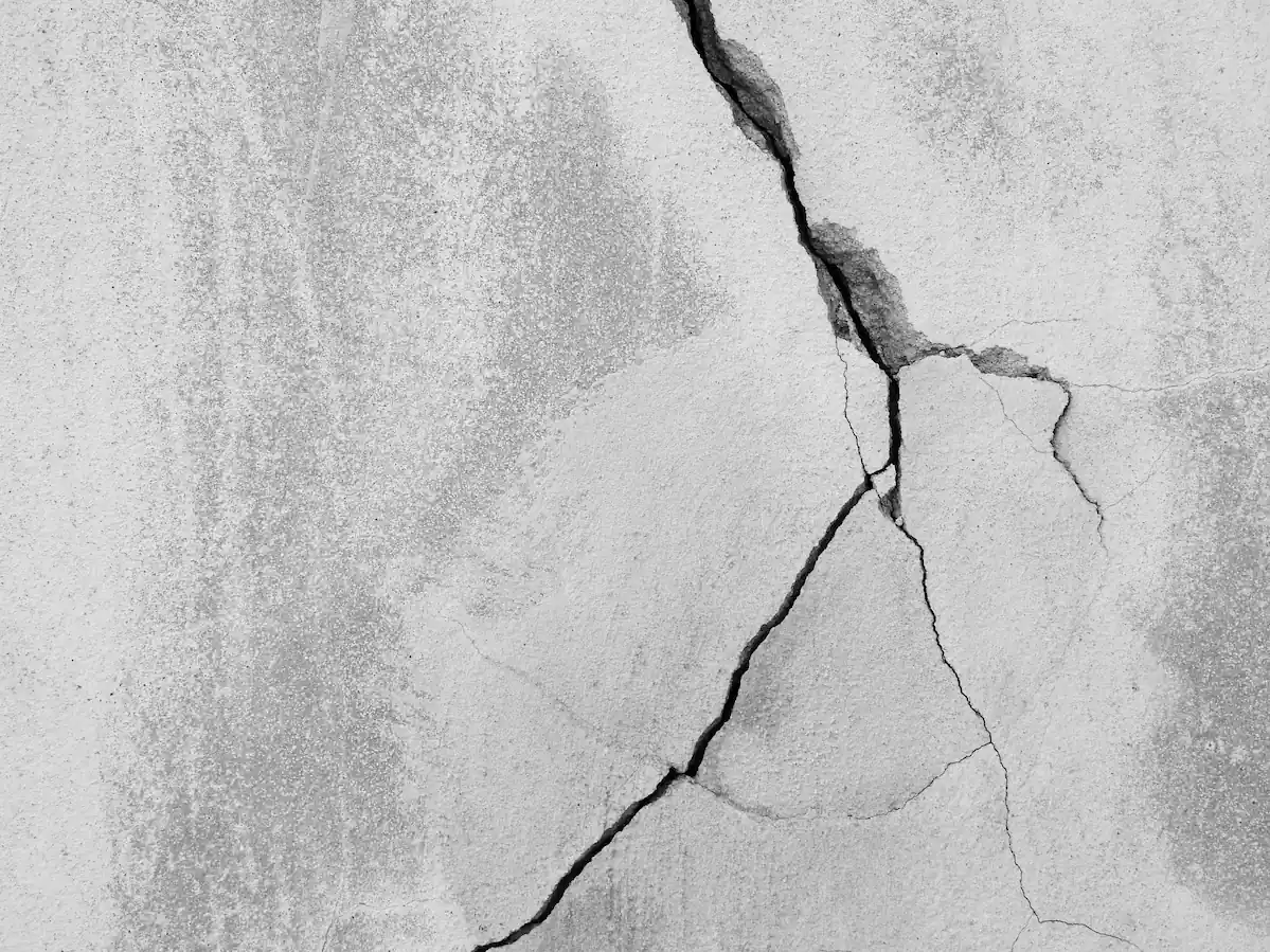Foundation Cracks When to DIY and When to Call in the Pros at Advanced